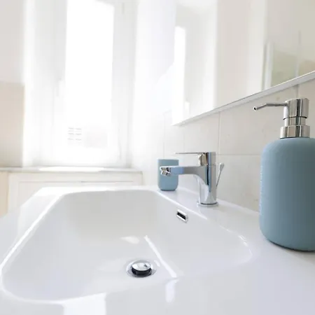 アパート Blue Borgo カターニア