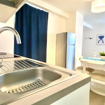 Blue Borgo アパート *